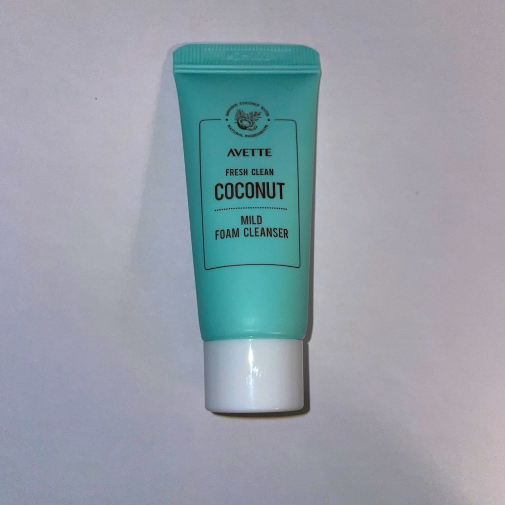 Avette Mild Foam Cleanser